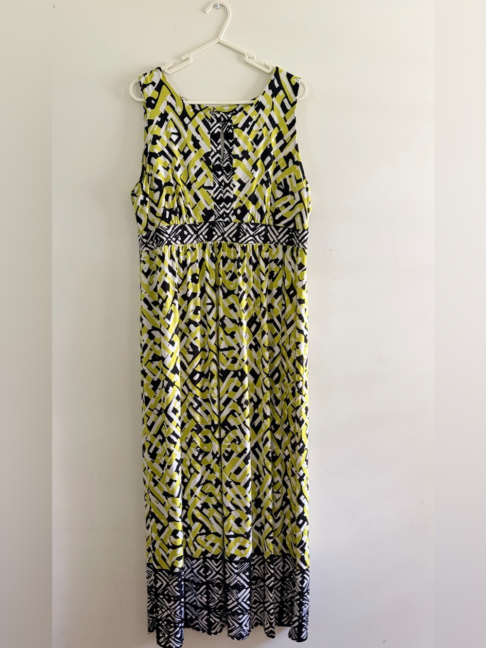 Ruby Rd. Sleeveless Geometric Maxi Dress in Yellow, Black & White